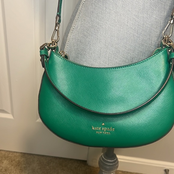 Kate Spade Staci Half Moon Small Shoulder Bag Crossbody Green - Picture 2 of 8
